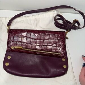 Hammit crossbody purse